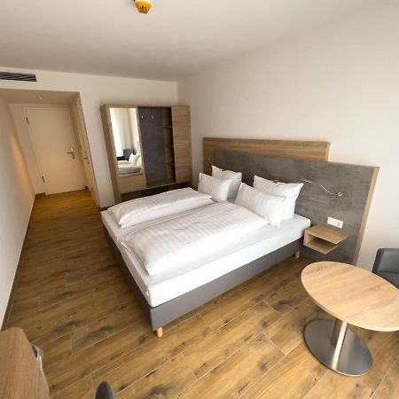 Hotel Deutscher Hof Kassel Exterior photo